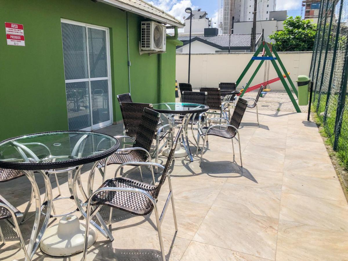 Apt 300 M Da Praia Proximo Ao Beto Carrero Piçarras Eksteriør bilde
